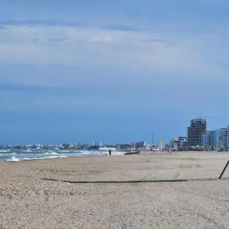 Sea View Mamaia Nord Апартаменты *